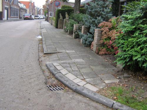02 Geldersedijk-PoldersweegjeOprit ligt niet goed